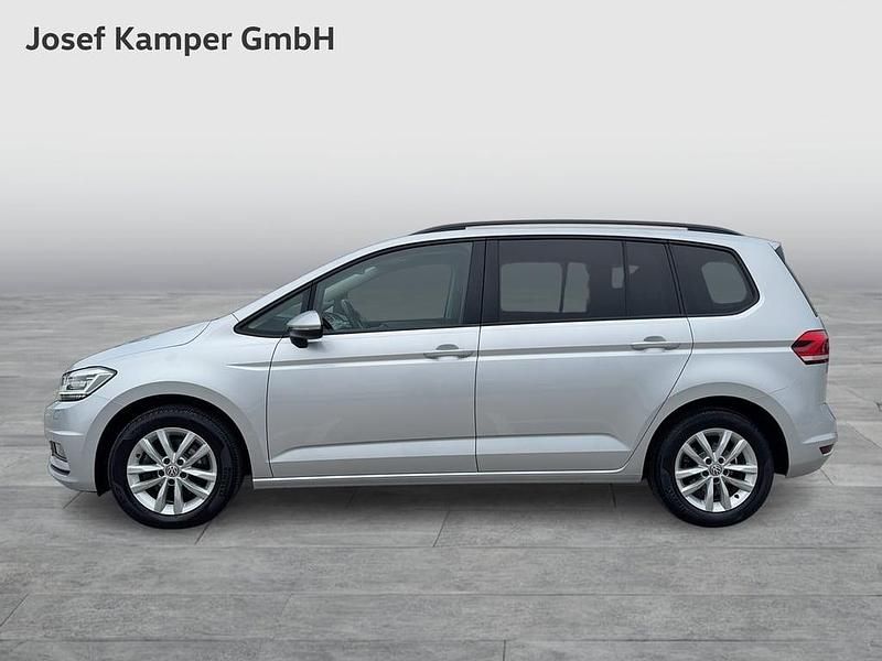 Gebraucht VW Touran Comfortline 116 PS (85 kW) 2019 Silber Van / Kleinbus