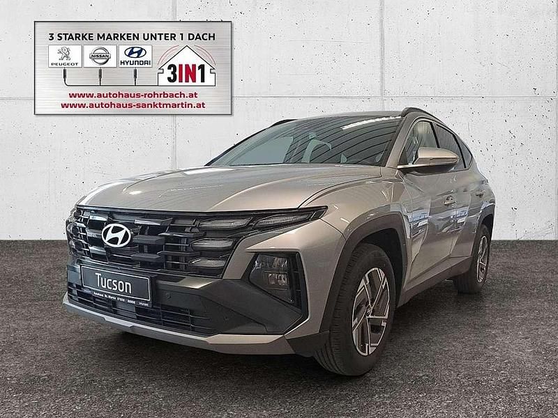 Neu Hyundai Tucson 160 PS (117 kW) 2025 Silber SUV