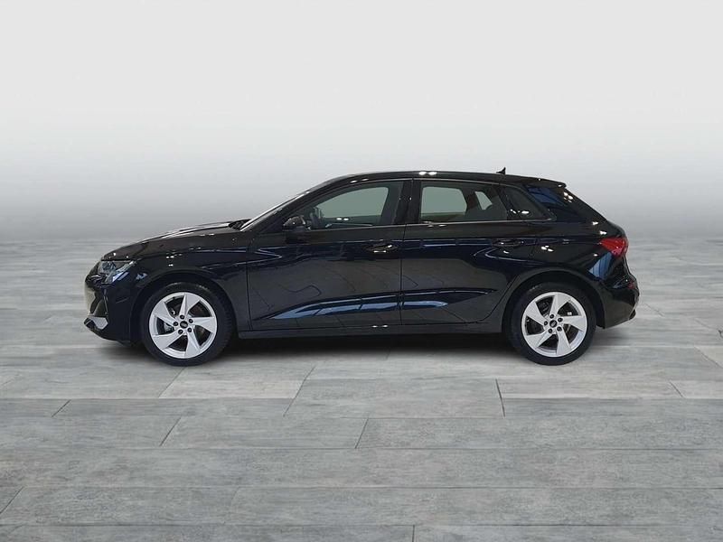 Gebraucht Audi A3 Advanced 116 PS (85 kW) 2025 Schwarz  metallic Limousine