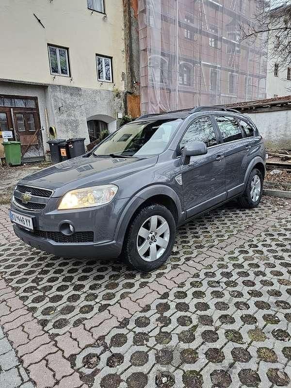 Gebraucht 2010 Chevrolet Captiva SUV | € 2.300 - Bild 1/4