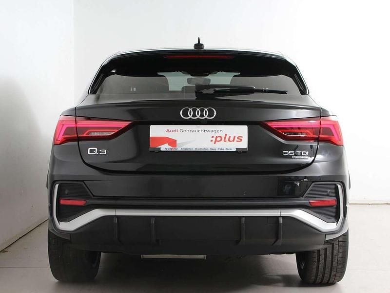 Gebraucht Audi Q3 S-Line 150 PS (110 kW) 2024 Schwarz SUV