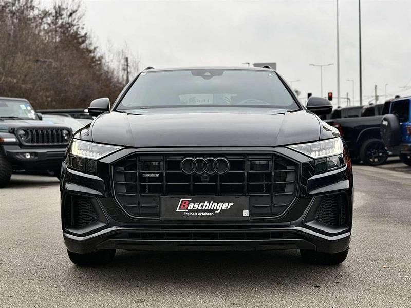 Gebraucht Audi Q8 340 PS (250 kW) 2021 Schwarz SUV