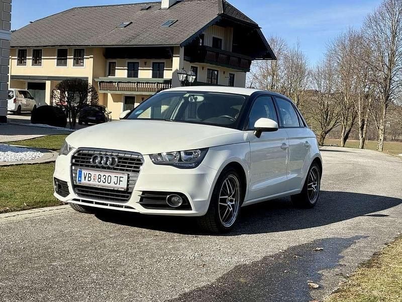 Gebraucht Audi A1 Sportback Attraction 86 PS (63 kW) 2012 Kleinwagen