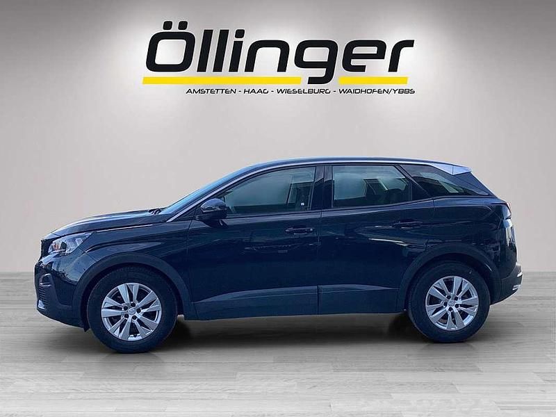 Gebraucht Peugeot 3008 Active 131 PS (96 kW) 2019 Grau SUV