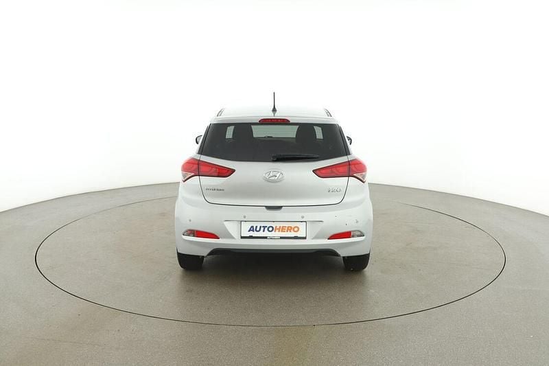 Gebraucht Hyundai i20 Edition 84 PS (61 kW) 2017 Grau Limousine