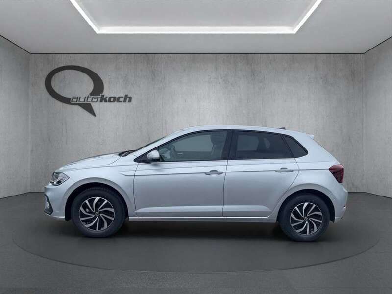 Gebraucht VW Polo 95 PS (69 kW) 2024 Silber  metallic Limousine