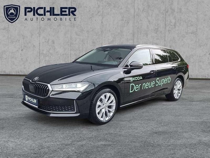 Gebraucht Skoda Superb Selection 150 PS (110 kW) 2024 Schwarz Kombi