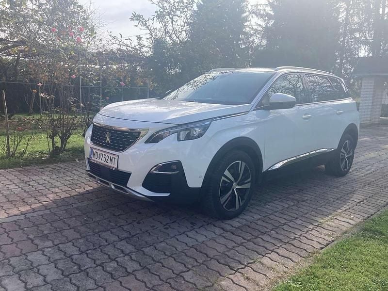 Weiß Gebraucht 2019 Peugeot 5008 S Van / Kleinbus | € 19.990 (Fairer Preis) - Bild 1/4