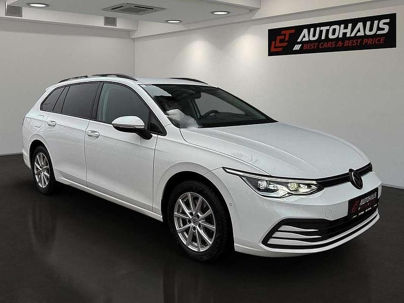 Gebraucht VW Golf VIII 150 PS (110 kW) 2022 Weiß Kombi