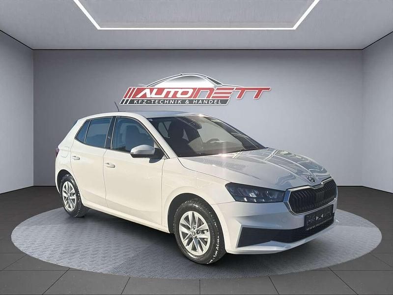 Gebraucht Skoda Fabia Ambition 65 PS (47 kW) 2023 Weiß Kleinwagen