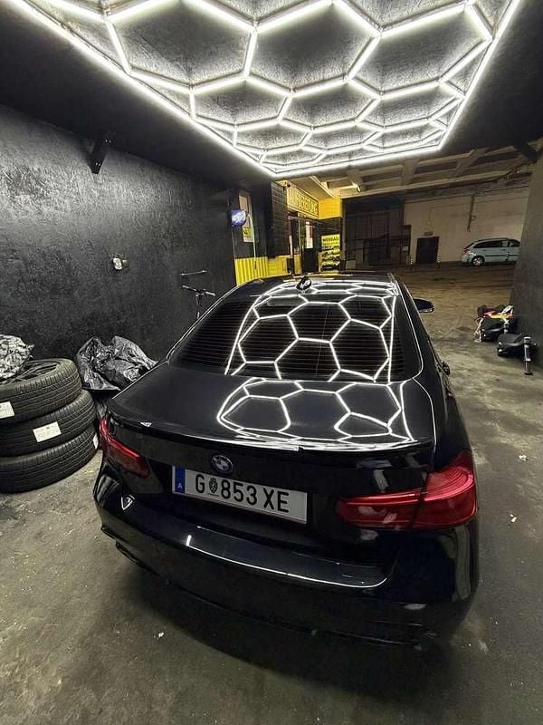 Gebraucht BMW 316 M Sport 116 PS (85 kW) 2012 Schwarz Limousine