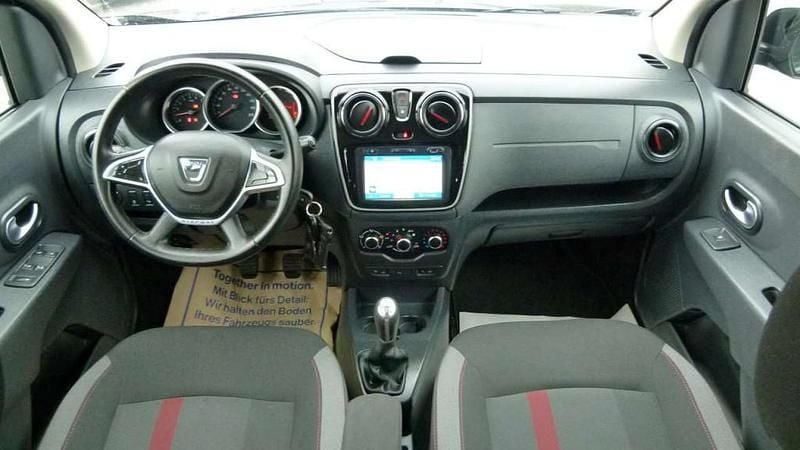 Gebraucht Dacia Lodgy Stepway 102 PS (75 kW) 2019 Grau Van / Kleinbus