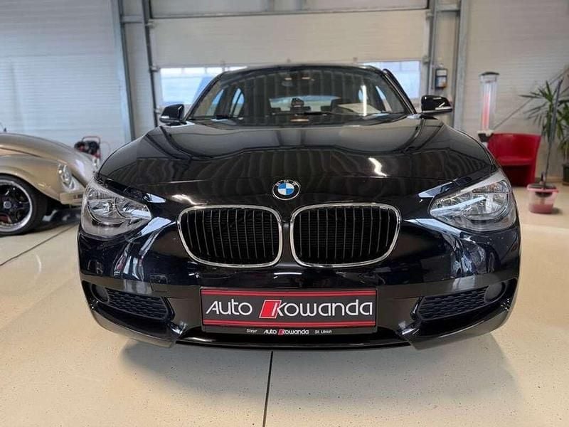 Gebraucht BMW 116 116 PS (85 kW) 2012 Schwarz Kleinwagen