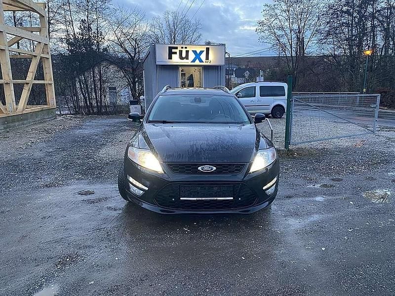 Gebraucht Ford Mondeo Titanium S 163 PS (119 kW) 2011 Schwarz Kombi