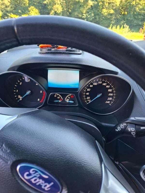 Gebraucht Ford Kuga Titanium S 140 PS (102 kW) 2016 Weiß SUV