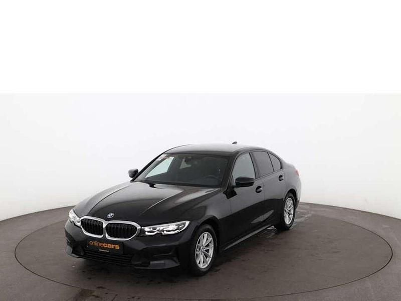 Schwarz Gebraucht 2022 BMW 318 Advantage Limousine | € 27.140 (Fairer Preis) - Bild 1/4