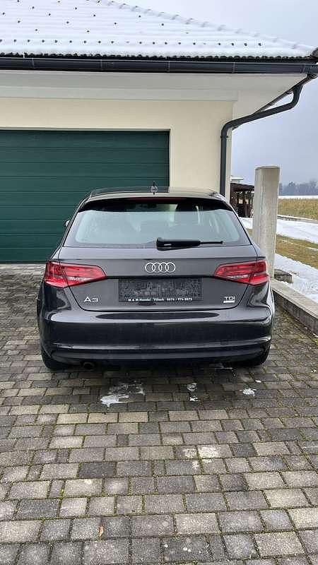 Gebraucht Audi A3 Sportback 110 PS (80 kW) 2014 Braun Kleinwagen