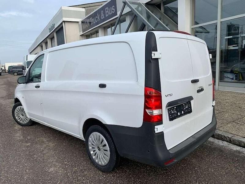 Gebraucht Mercedes Vito 163 PS (119 kW) 2024 Weiß Van