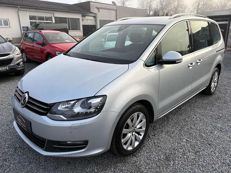 Silber Gebraucht 2019 VW Sharan Business Van / Kleinbus | € 21.900 (Fairer Preis) - Bild 1/4
