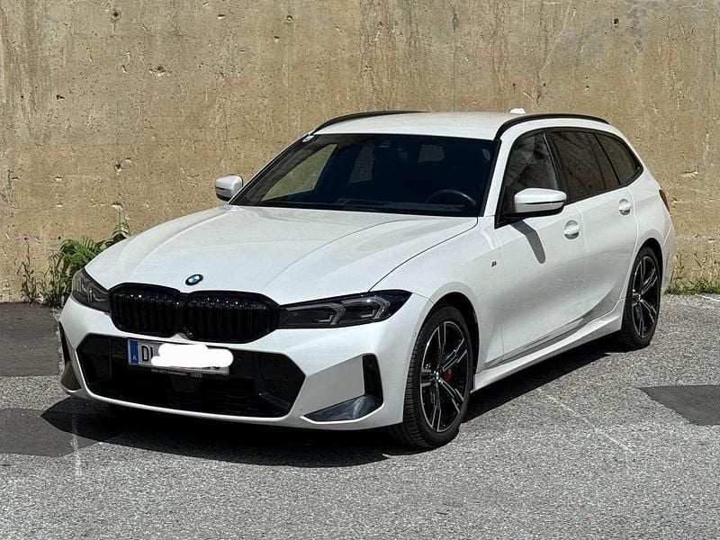 Gebraucht BMW 320 190 PS (139 kW) 2023 Kombi