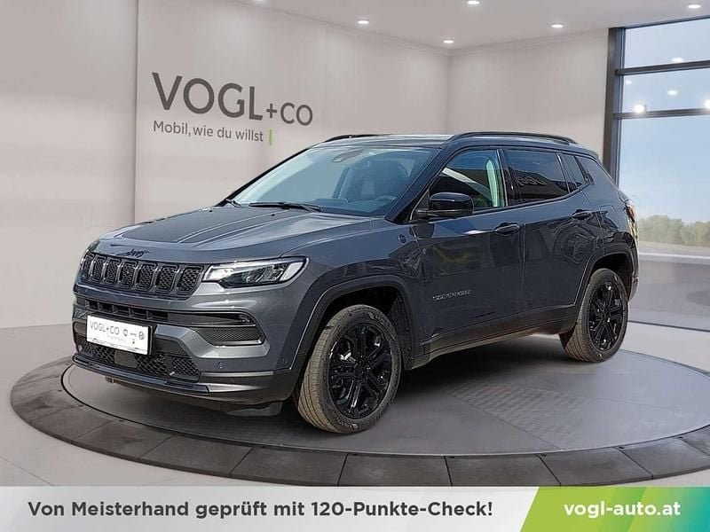 Schwarz Neu 2025 Jeep Compass SUV | € 46.990 (Teuer) - Bild 1/4