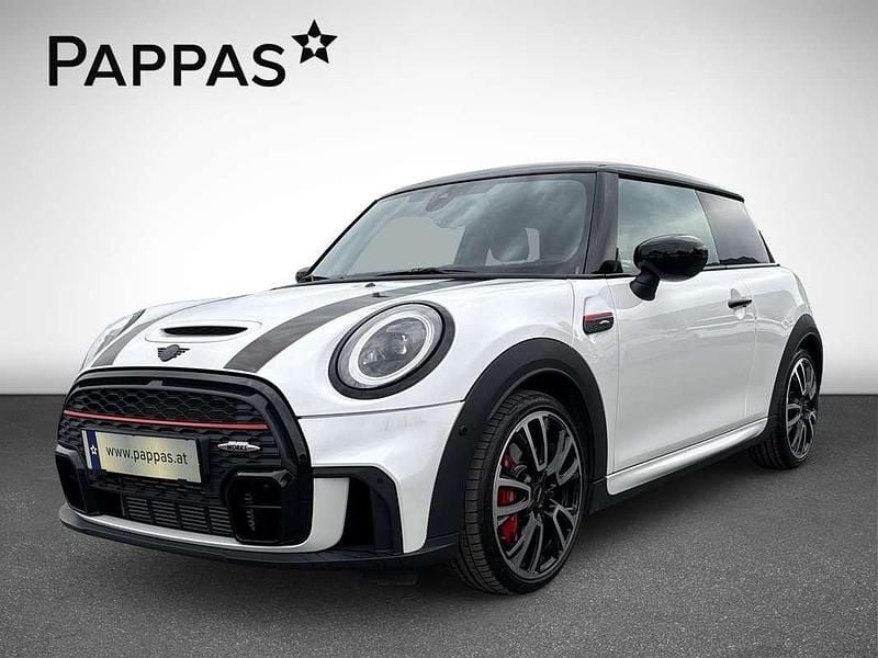 Gebraucht Mini John Cooper Works 231 PS (169 kW) 2023 Weiß Kleinwagen