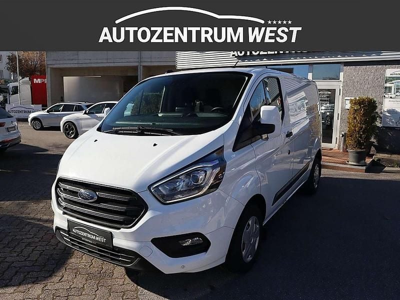 Weiß Gebraucht 2023 Ford Transit Custom Trend Van | € 27.987 (Etwas zu teuer) - Bild 1/3