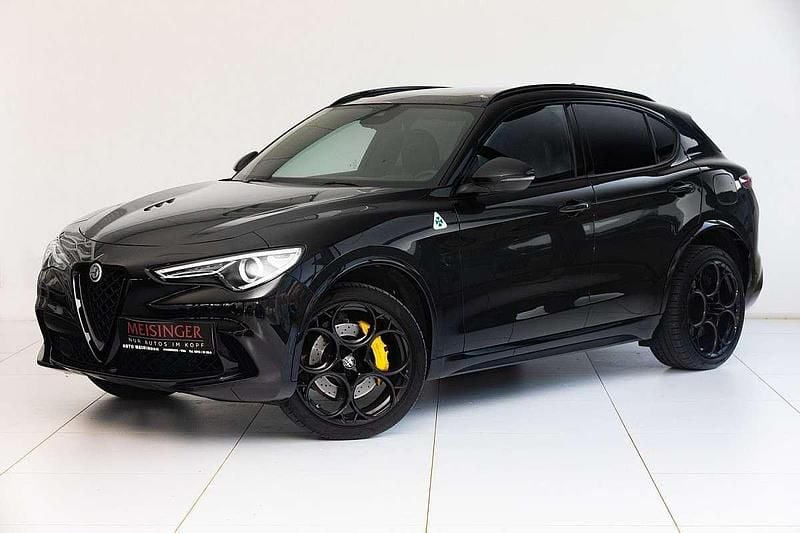 Schwarz Gebraucht 2021 Alfa Romeo Stelvio Quadrifoglio SUV | € 77.900 - Bild 1/4
