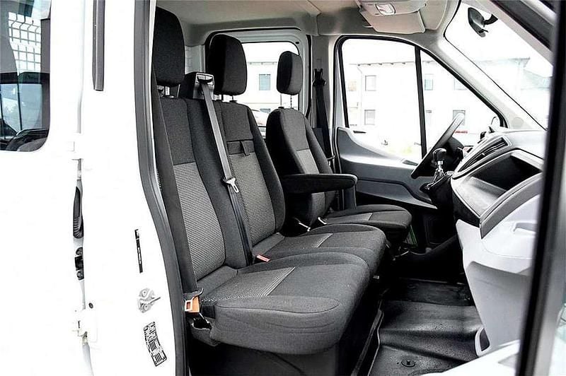Gebraucht Ford Transit 105 PS (77 kW) 2018 Weiß Van