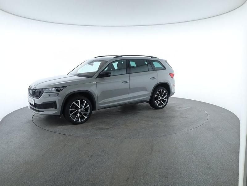 Gebraucht Skoda Kodiaq SportLine 200 PS (147 kW) 2023 Mittelgrau  normal SUV