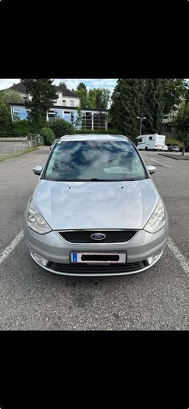 Gebraucht 2008 Ford Galaxy Titanium Van / Kleinbus | € 5.900 (Teuer) - Bild 1/4