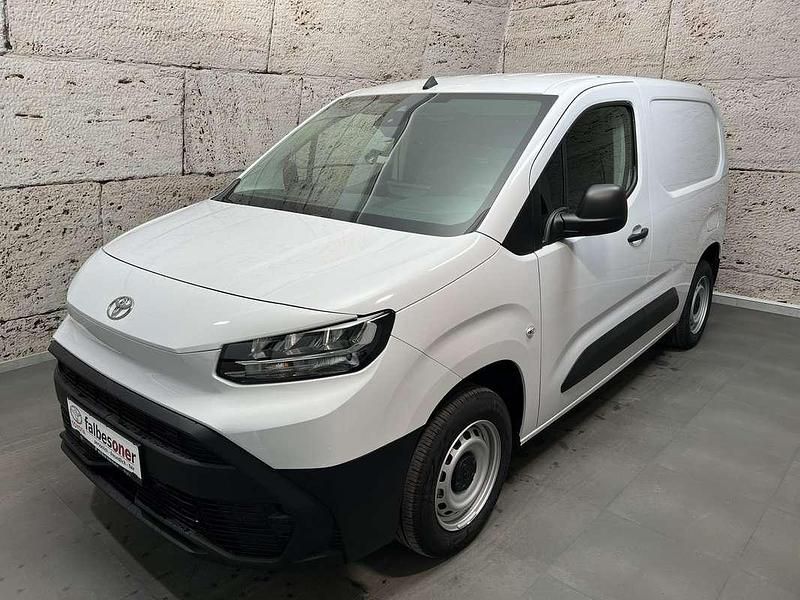 Weiß Gebraucht 2024 Toyota Proace City City Van / Kleinbus | € 23.450 (Fairer Preis) - Bild 1/4