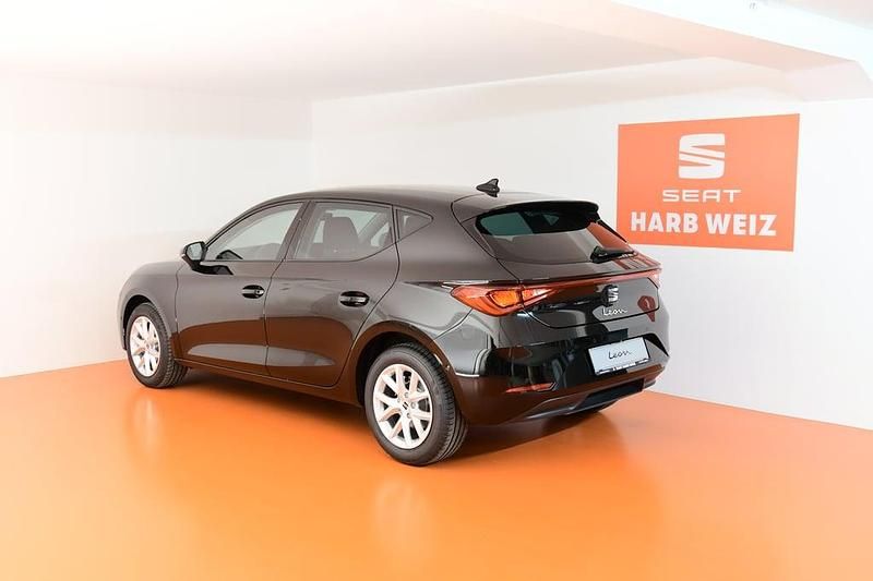 Neu Seat Leon Style 115 PS (84 kW) 2026 Schwarz  metallic