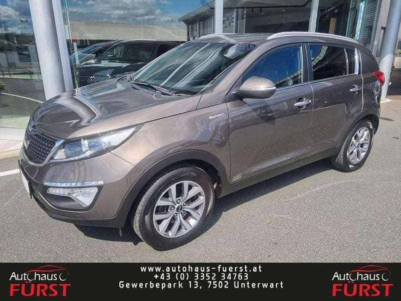 Gebraucht Kia Sportage 136 PS (100 kW) 2015 Grau SUV