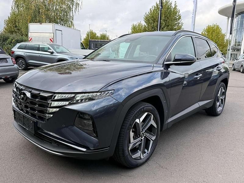 Grau Gebraucht 2024 Hyundai Tucson Trend SUV | € 35.000 (Fairer Preis) - Bild 1/4