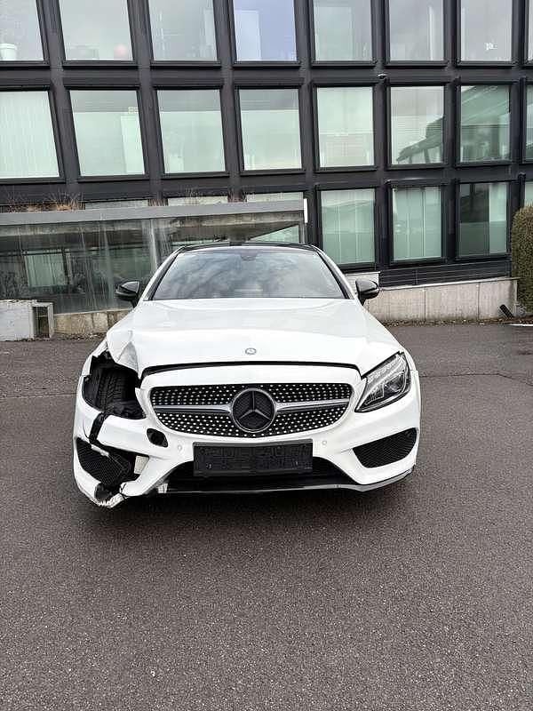 Gebraucht Mercedes C180 156 PS (114 kW) 2016 Coupé