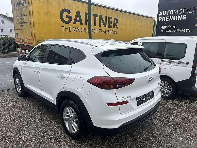 Gebraucht Hyundai Tucson 132 PS (97 kW) 2019 Weiß SUV