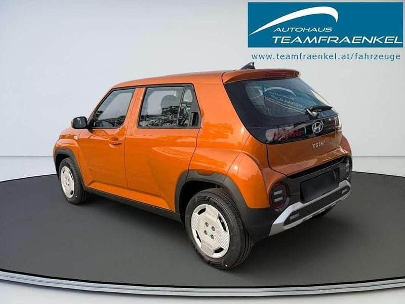 Neu Hyundai Inster 22 kW (31 PS) 2025 Orange Kleinwagen