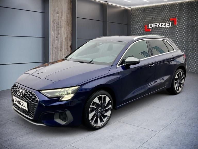 Gebraucht Audi A3 Advanced 110 PS (80 kW) 2021 Navarrablau metallic Limousine