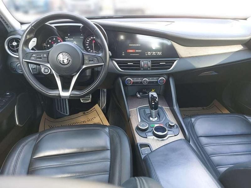 Gebraucht Alfa Romeo Giulia Super 179 PS (131 kW) 2018 Grau Limousine