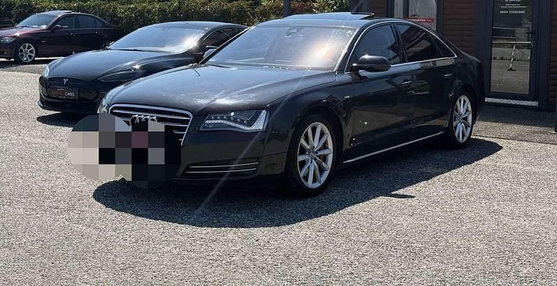 Gebraucht Audi A8 250 PS (183 kW) 2011 Limousine