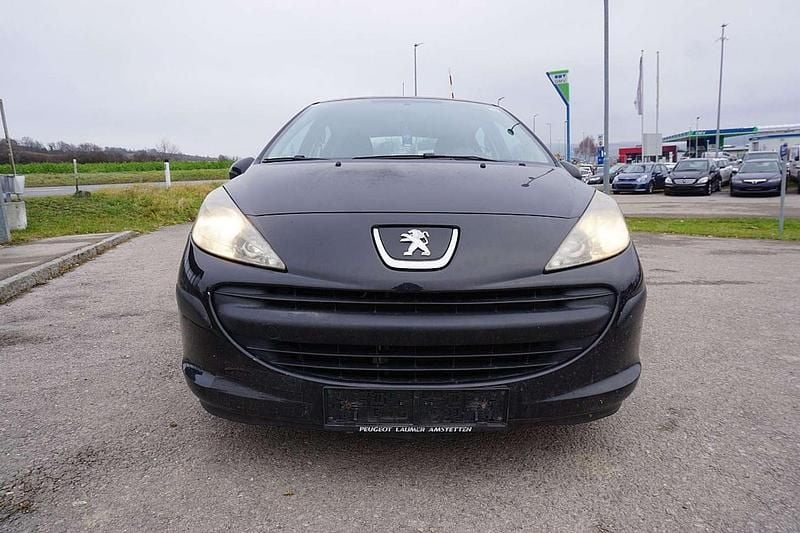 Gebraucht Peugeot 207 68 PS (50 kW) 2007 Schwarz Limousine