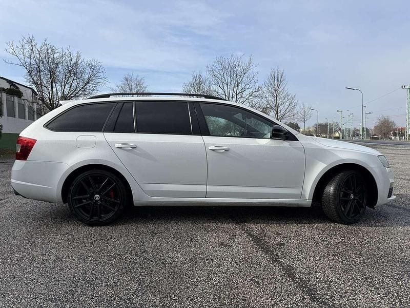 Gebraucht Skoda Octavia RS 230 PS (169 kW) 2016 Kleinwagen