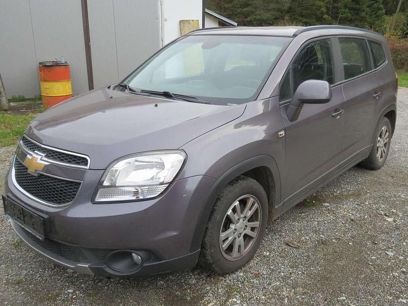 Grau Gebraucht 2011 Chevrolet Orlando LT Van / Kleinbus | € 4.500 - Bild 1/4