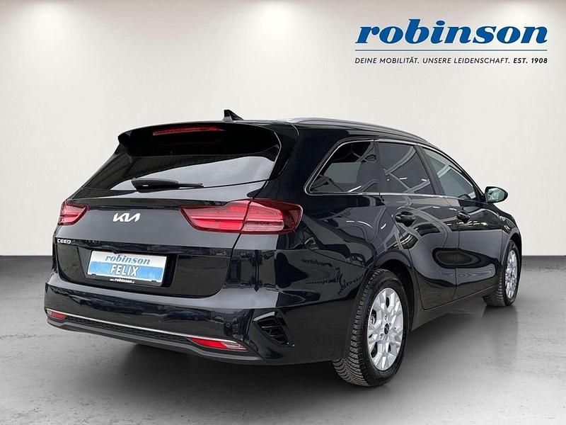 Gebraucht Kia Ceed Sportswagon Silver 140 PS (102 kW) 2025 Schwarz Kombi