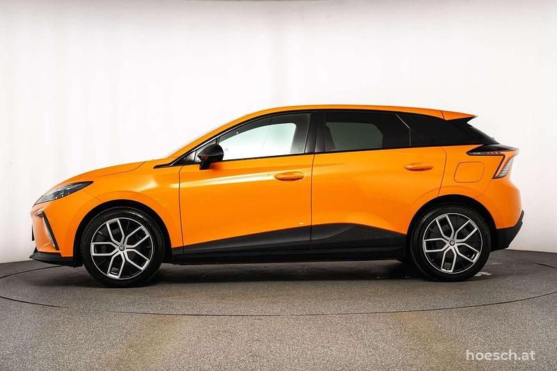 Gebraucht MG MG4 EV Luxury 150 kW (204 PS) 2023 Orange Kleinwagen