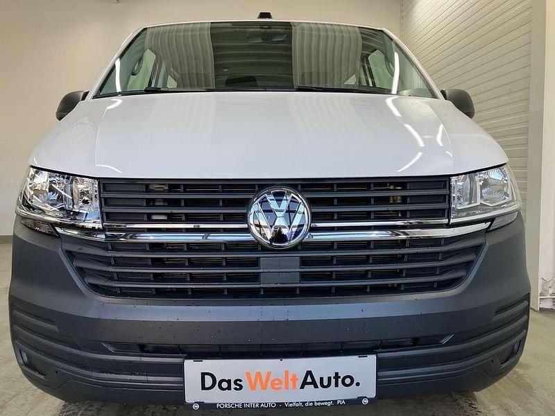 Gebraucht VW Transporter 110 PS (80 kW) 2024 Weiss  normal Van