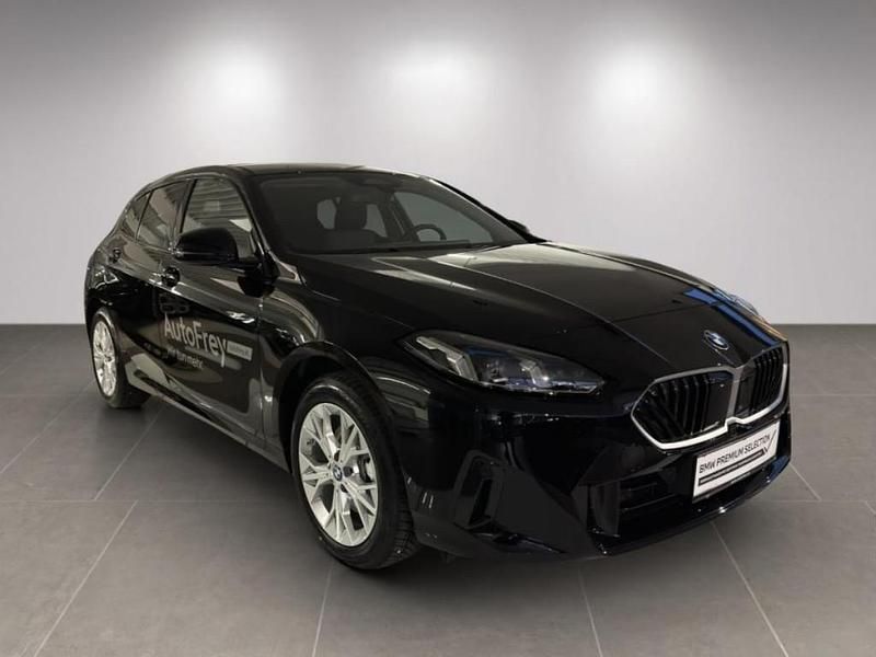 Gebraucht BMW 118 Shadowline 150 PS (110 kW) 2024 Schwarz Kleinwagen