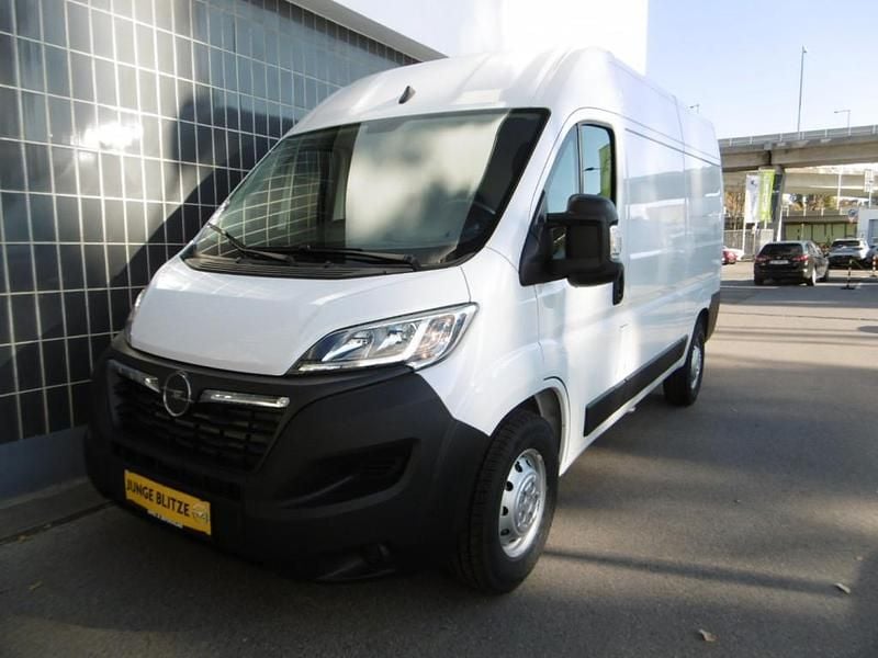 Gebraucht Opel Movano 140 PS (102 kW) 2024 Icy white Van
