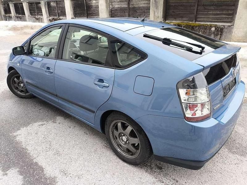 Gebraucht Toyota Prius Executive 77 PS (56 kW) 2004 Kleinwagen